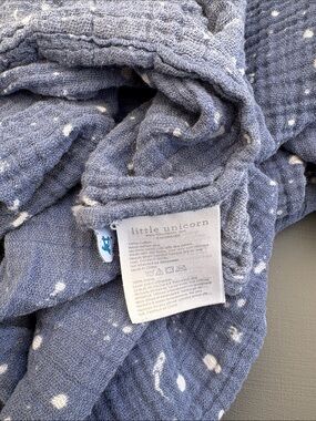 Little Unicorn Blue Muslin Baby Swaddle Star Saling